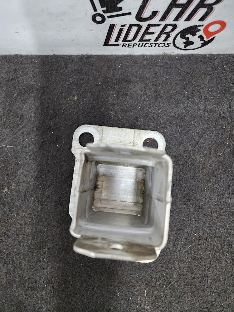 Soporte Alma Delan Dere Barra Impacto Gancho Renault Megane - Image 3