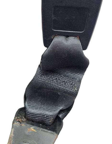 Recibidor Seguro Cinturon Central Mazda 3 2005 2.0 At