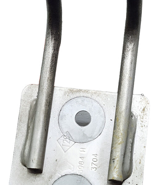 Chapa Recibidor Seguro Capo Renault Megane 2 2005  At Negro