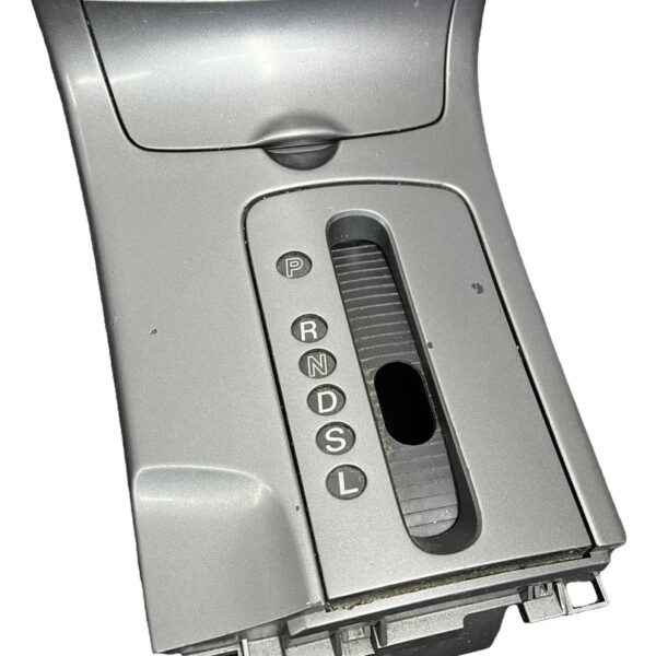 Cobertor Tapa Palanca De Cambios Central Mazda 6 2006 2.0at