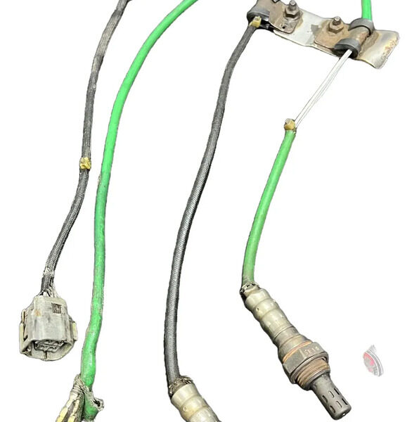 Sensor Oxigeno Con Soporte X 2 Mazda 6 2006 2.0at
