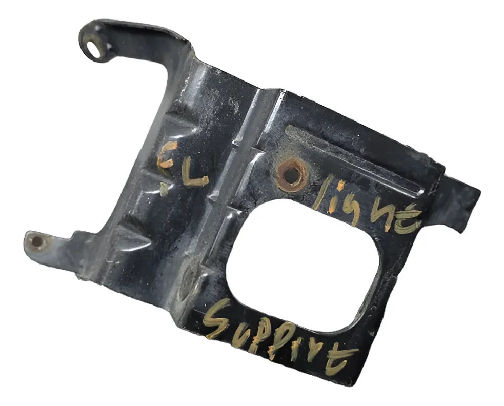 Soporte exploradora antiniebla Izq Chevrolet Optra 1.4 2005 MT