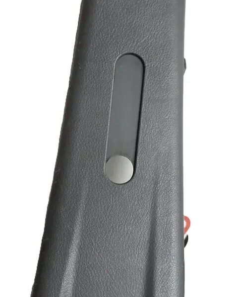 Cobertor Cinturon Delantero Derecho Chevrolet Optra 1.4 2005 MT