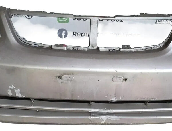 Bumper Delantero Con Parrilla Y Logo Chevrolet Optra 1.4 2005 MT