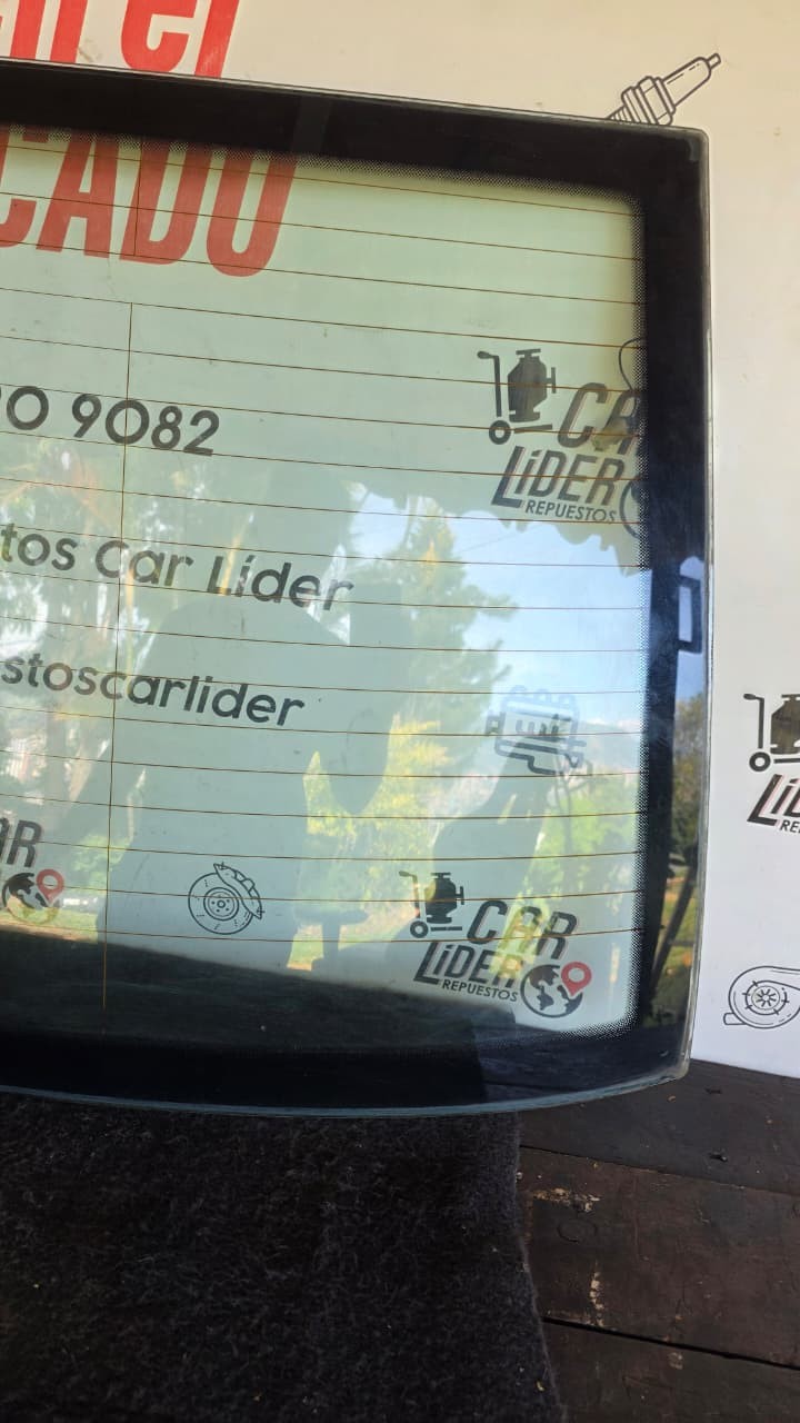 Vidrio trasero desempañador eléctrico Chevrolet Optra 1.4 2005 MT