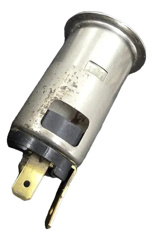 Conector 12 Voltios Encendedor Trasero Chevrolet Optra 1.4 2005 MT