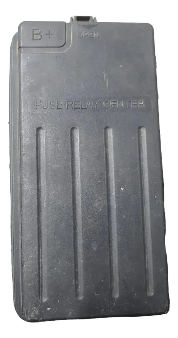 Tapa Caja De Fusibles Chevrolet Optra 1.4 2005 MT