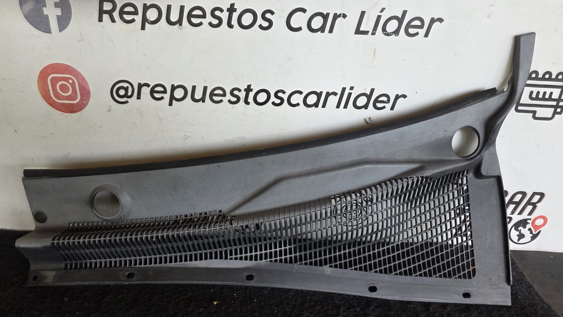 Cobertor Rejilla Brazos Plumilla Izquierdo Chevrolet Optra 1.4 2005 MT