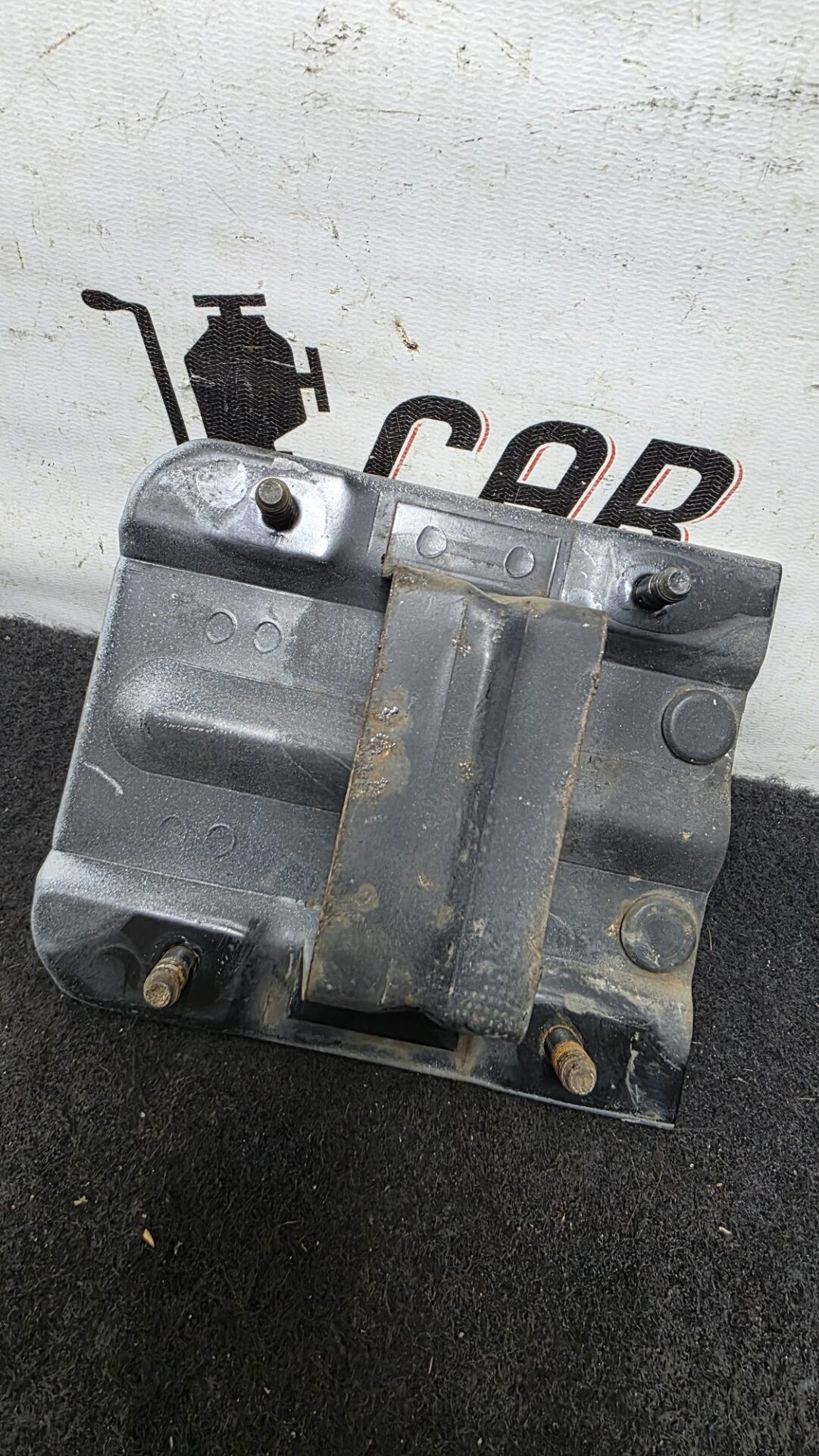 Soporte Alma bumper delantero Izq negro Chevrolet Optra 1.4 2005 MT