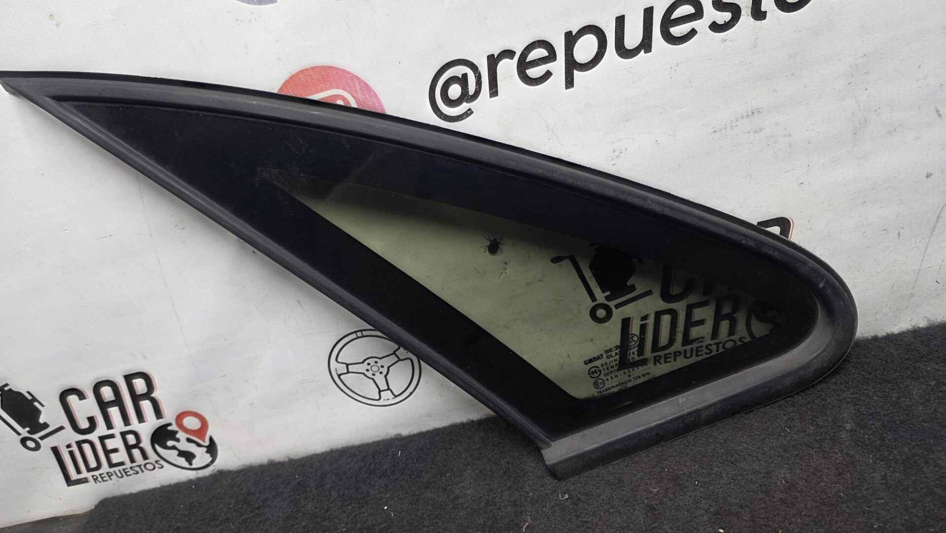 Vidrio Triangulo Puerta Trasera Izquierda Chevrolet Optra 1.4 2005 MT