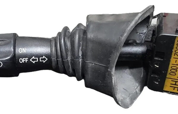 Comando luces Izquierdo Cabrilla Timon Chevrolet Optra 1.4 2005 MT