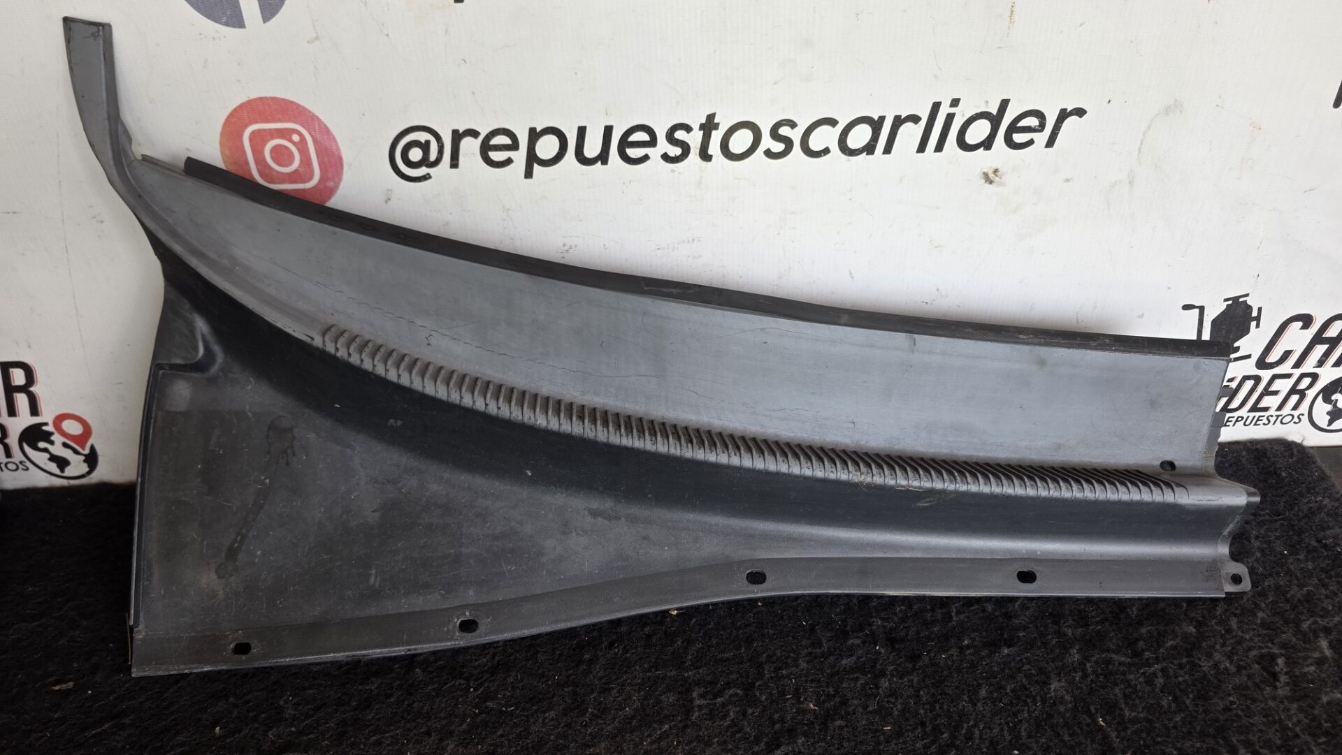 Cobertor Rejilla Brazos Plumilla Derecho Chevrolet Optra 1.4 2005 MT