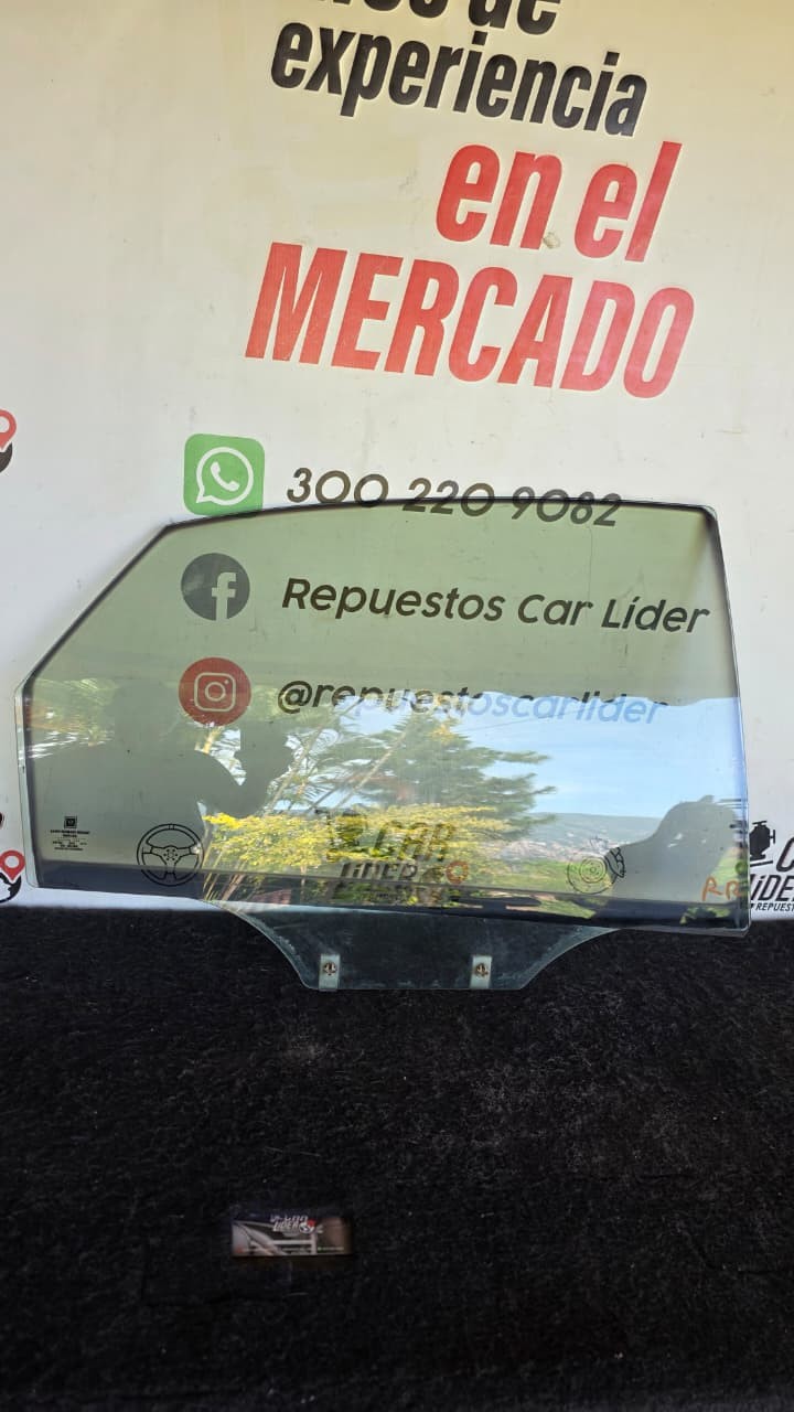 Vidrio Puerta Trasero Derecho Chevrolet Optra 1.4 2005 MT