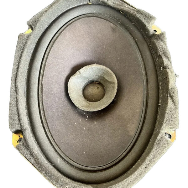 Tapa Huecos Parlante Delantero Derecho Con Base Mazda 6 2006 Negro
