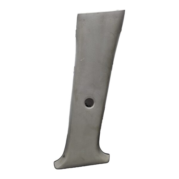 Cobertor cinturon Delantero Der Nissan Sentra B13 1.6 1994 MT
