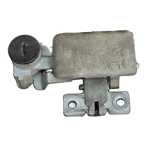 Cerradura manija Gaveta Cajuela Guantera Nissan Sentra B13 1.6 1994 MT