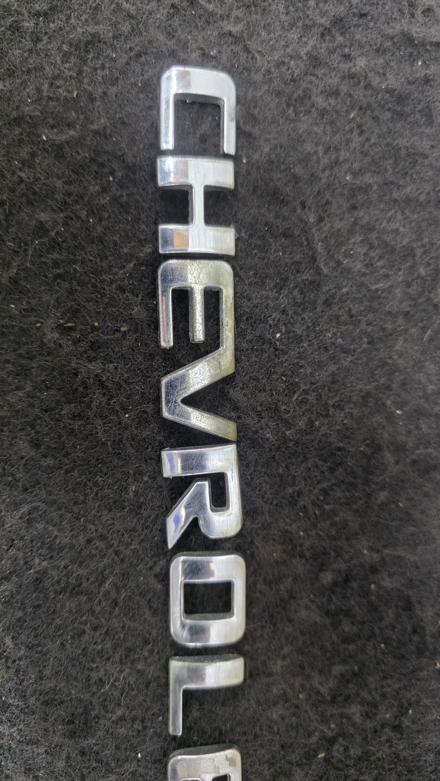 Emblema Trasero CHEVROLET Chevrolet Aveo GT 1.6 2011 MT