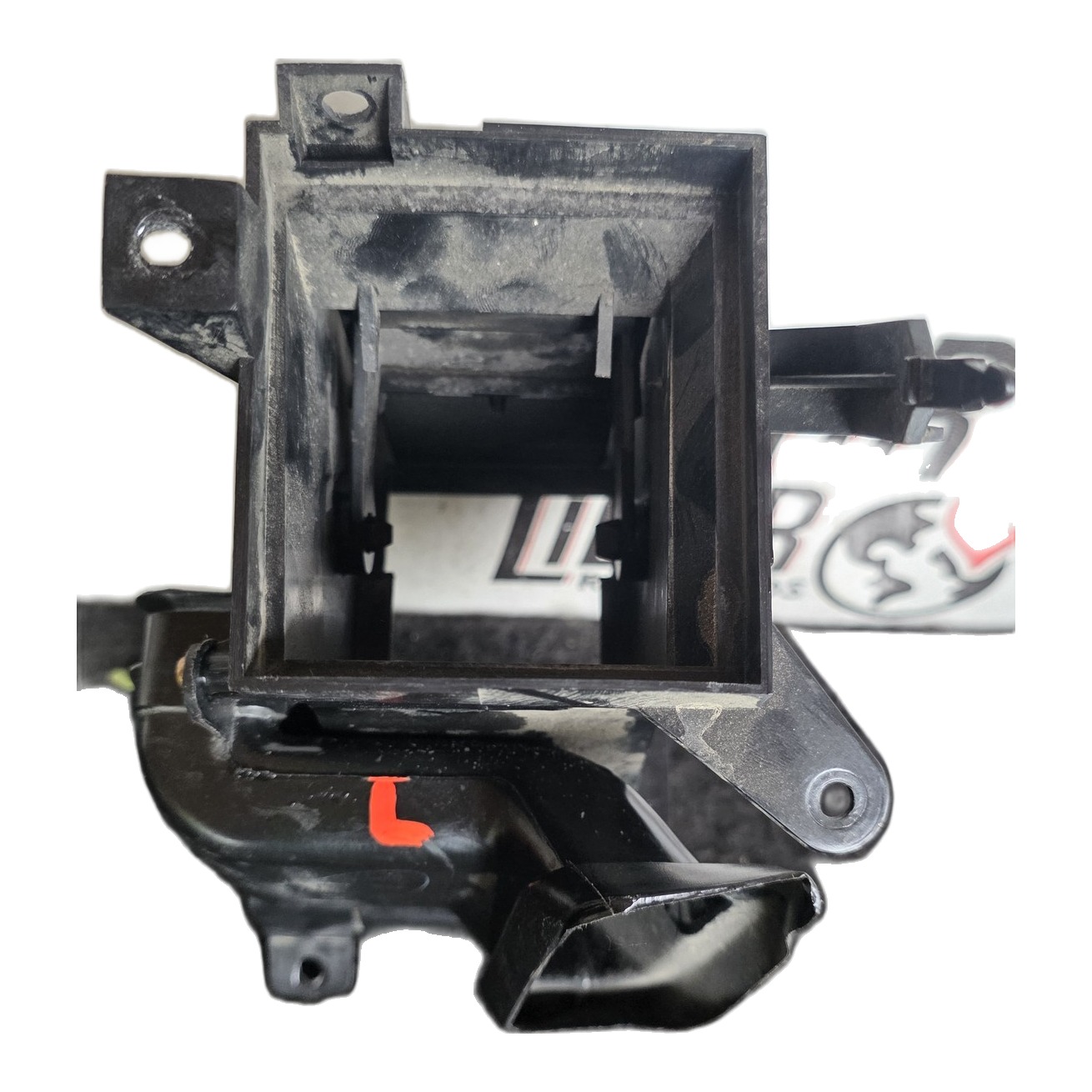 Rejilla De Aire control Millare Izquierdo Mazda 323 1.3 1989 MT