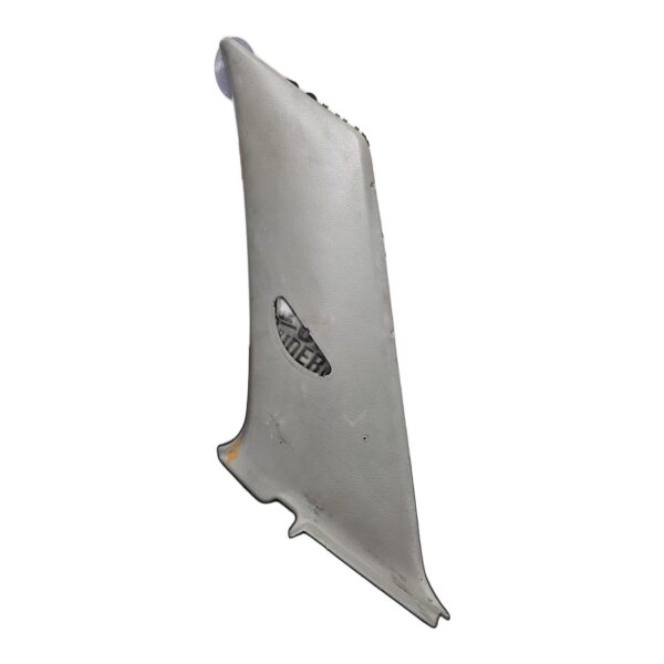 Cobertor Cinturon Trasero Derecho Paral Nissan Sentra B13 1.6 1994 MT