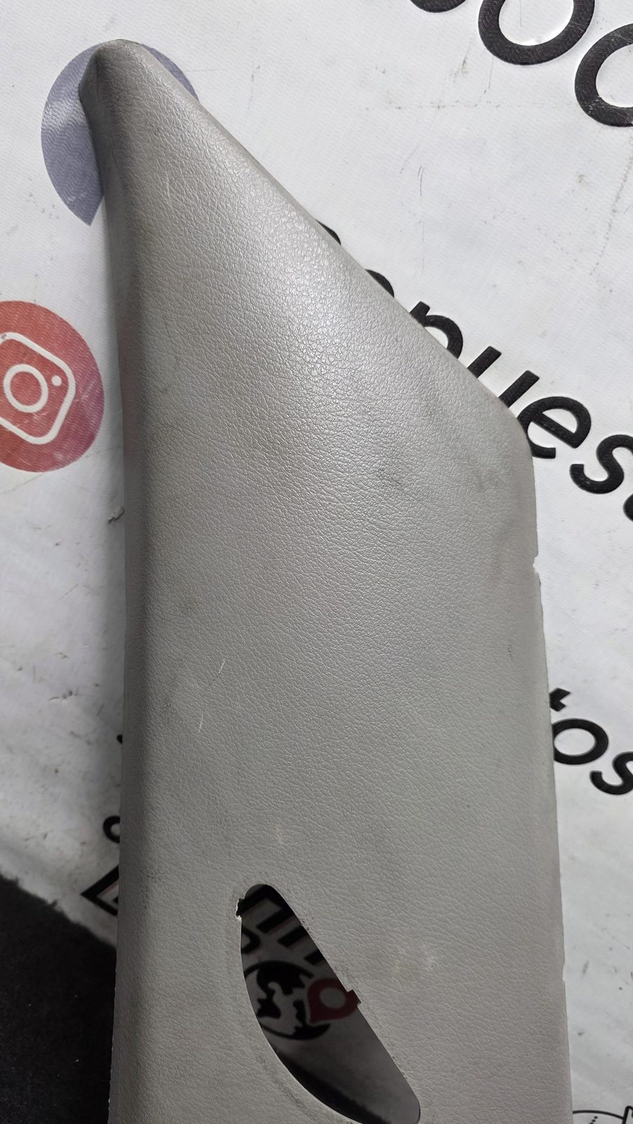 Cobertor Cinturon Trasero Derecho Paral Nissan Sentra B13 1.6 1994 MT