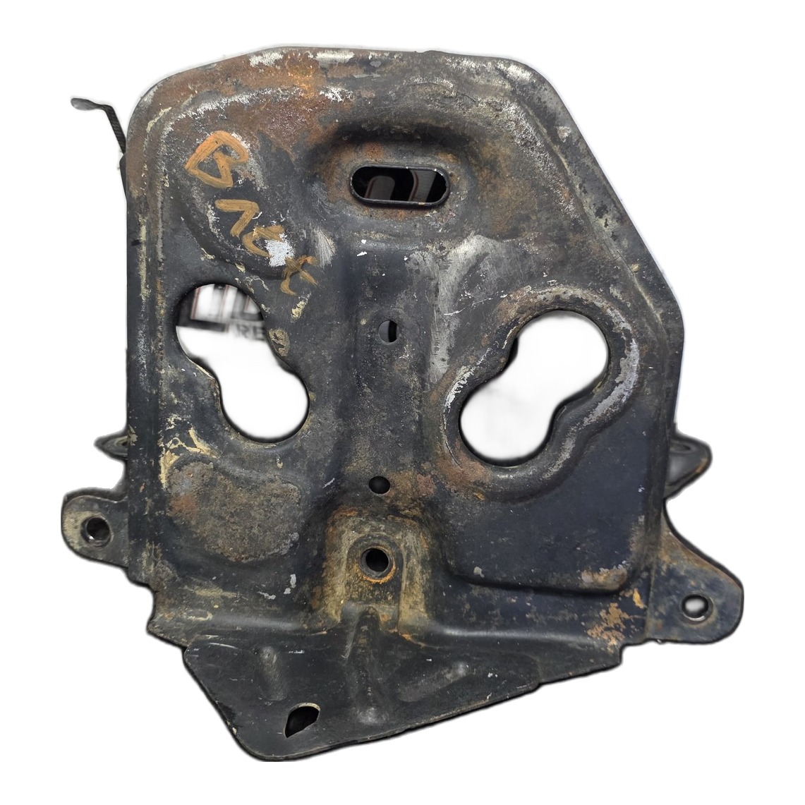 Base soporte Bateria Mazda 323 1.3 1989 MT