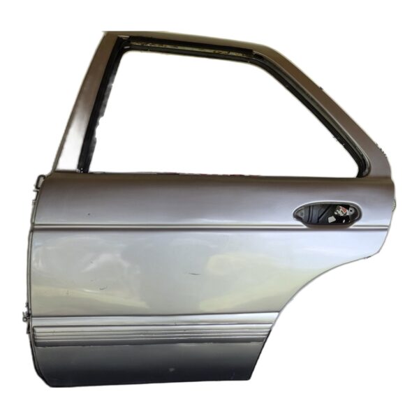 Puerta Trasera Izquierda Nissan Sentra 1.6 1994 MT