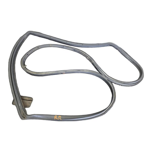 Empaque Puerta Trasera Der Mazda 323 1.3 1989 MT