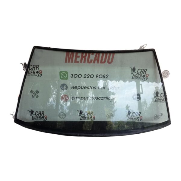 Vidrio delantero panoramico Mazda 323 HB 1.3 1989 MT
