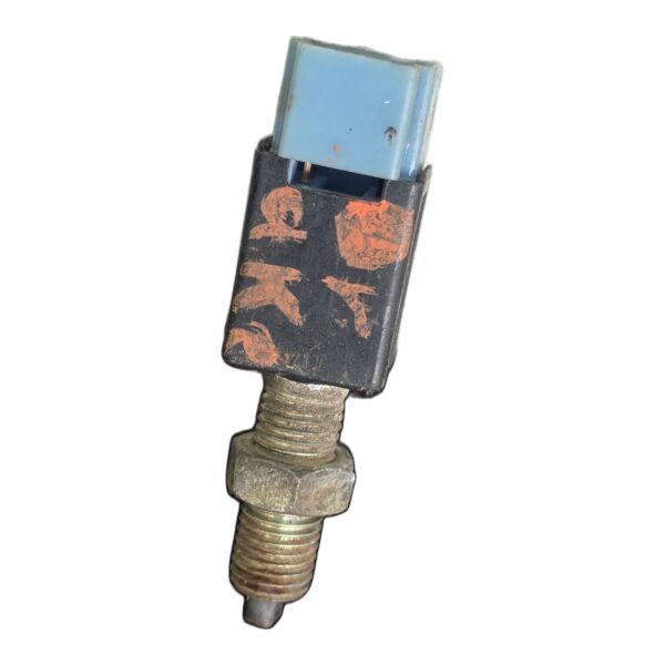 Interruptor switch pedal freno luz Stop Nissan Sentra B13 1.6 1994 MT