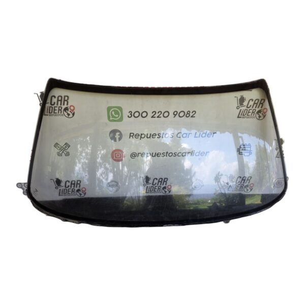 Vidrio trasero panoramico Nissan Sentra 1.6 1994 MT