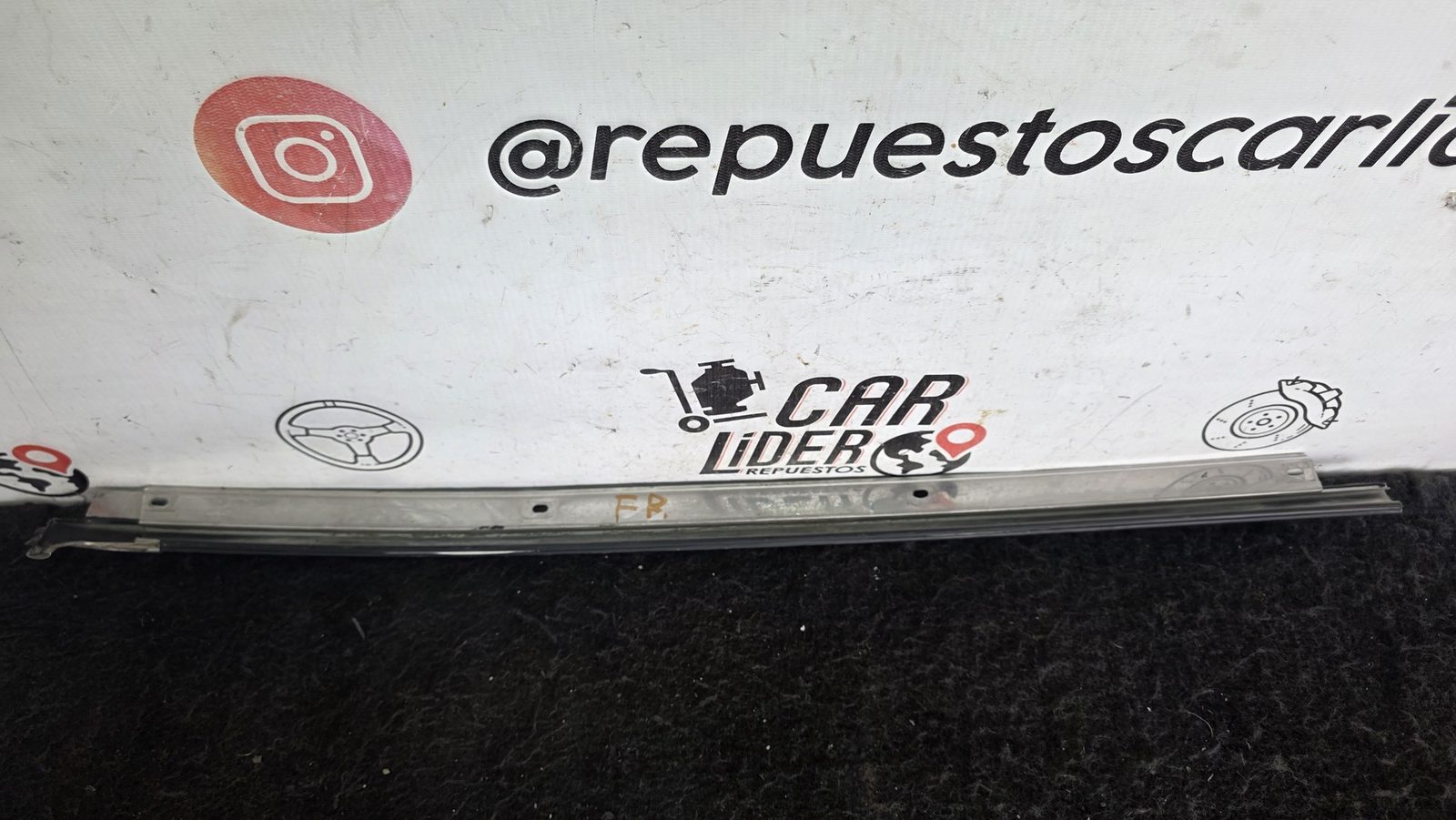 bisel vidrio Panorámico cromado derecho Nissan Sentra B13 1.6 1994 MT