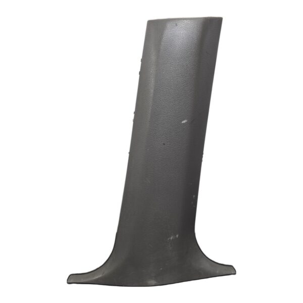 Cobertor Cinturon Inferior Delantero Derecho Nissan Sentra B13 1.6 1994 MT