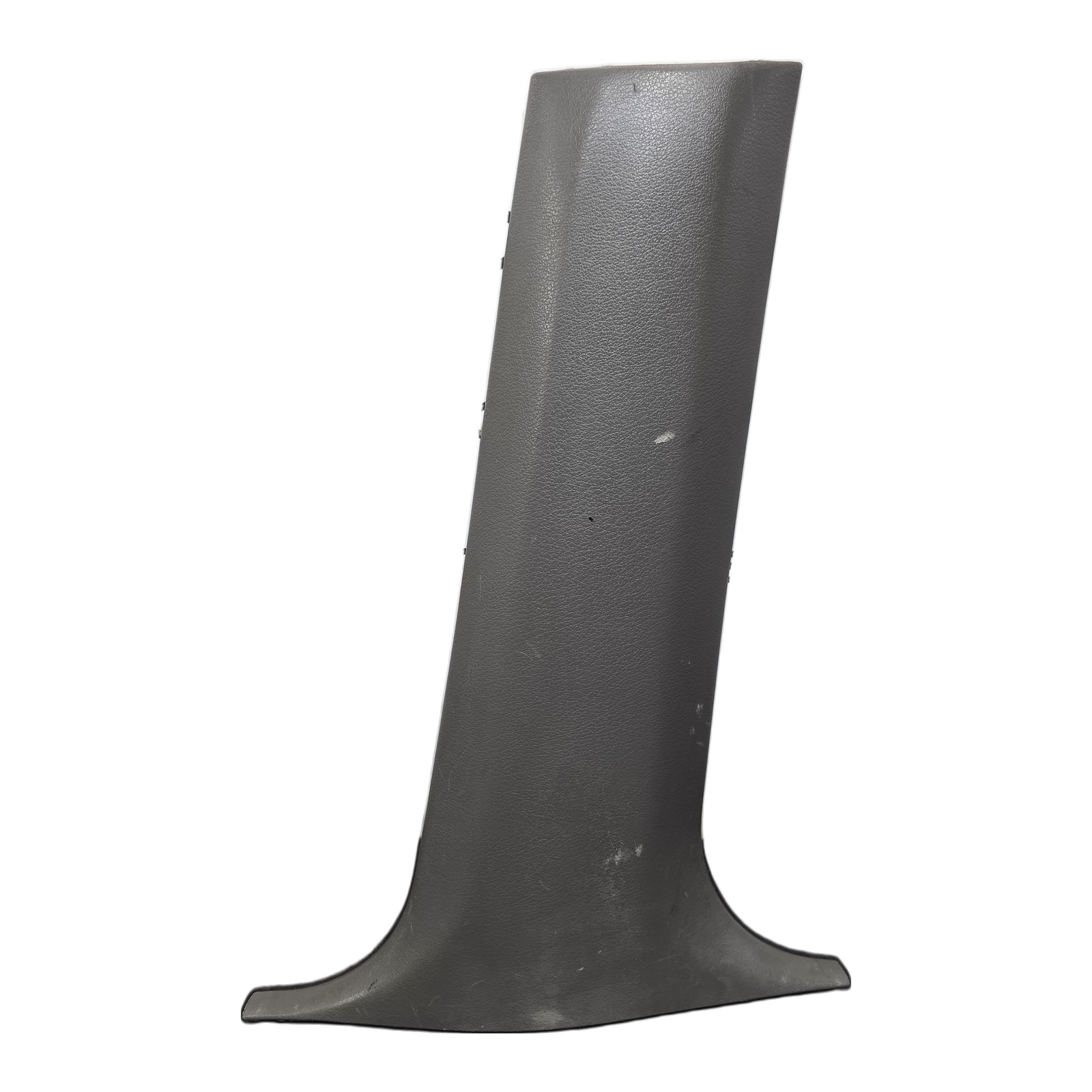 Cobertor Cinturon Inferior Delantero Derecho Nissan Sentra B13 1.6 1994 MT