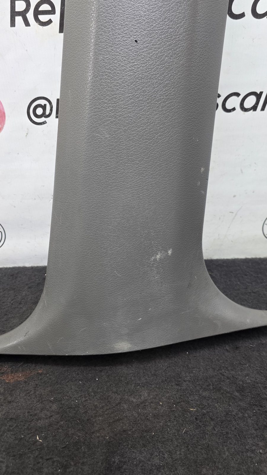 Cobertor Cinturon Inferior Delantero Derecho Nissan Sentra B13 1.6 1994 MT