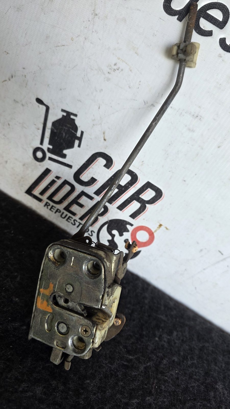 Chapa Cerradura Puerta Delant Izq Mazda 323 1.3 1989 MT