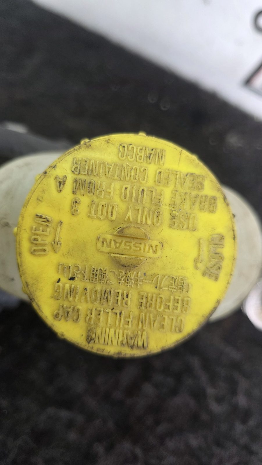 Bomba De Frenos Principal con tarro y tapa Nissan Sentra B13 1.6 1994 MT