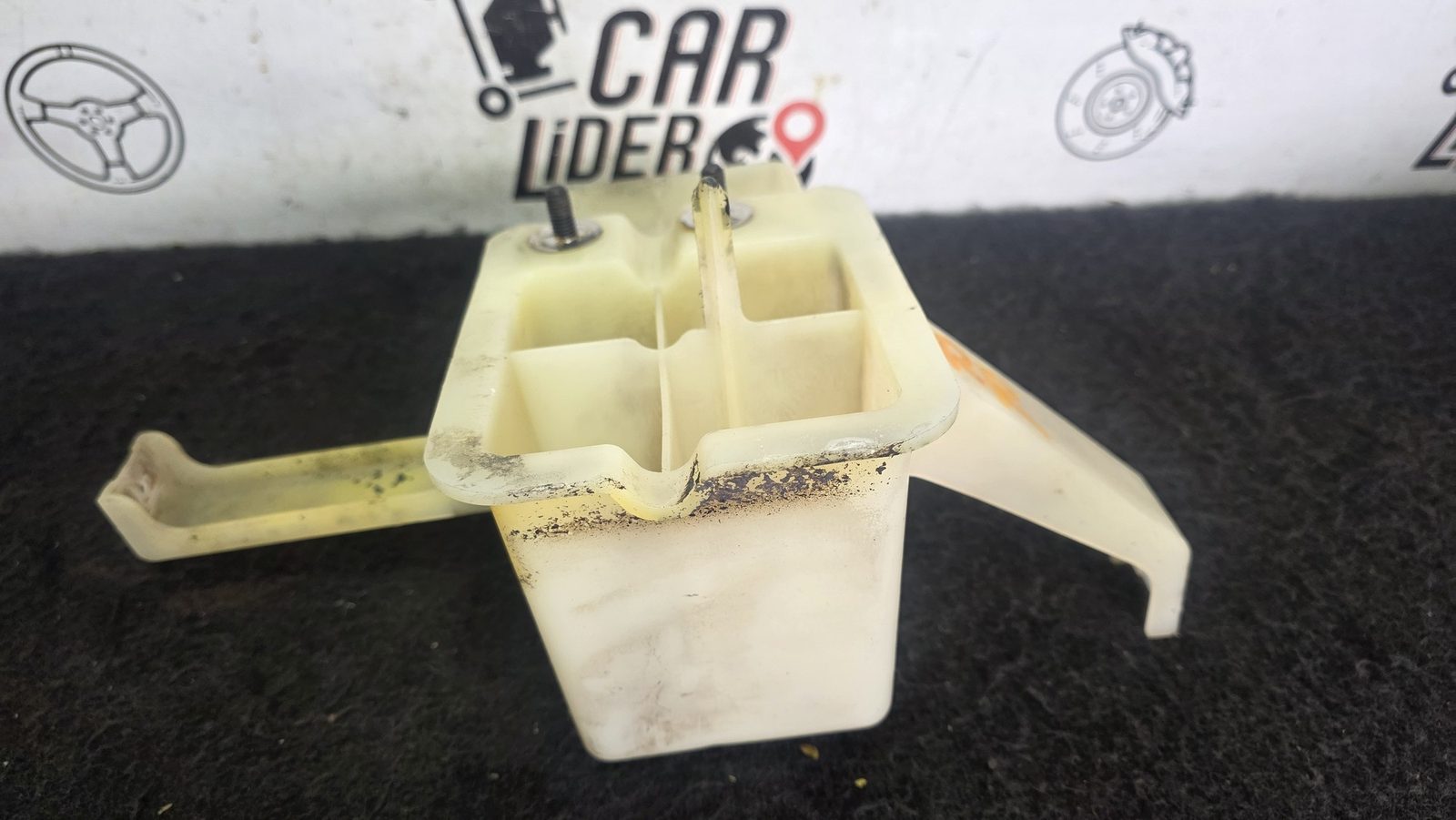 Soporte bumper trasero Der Chevrolet Aveo GT 1.6 2011 MT
