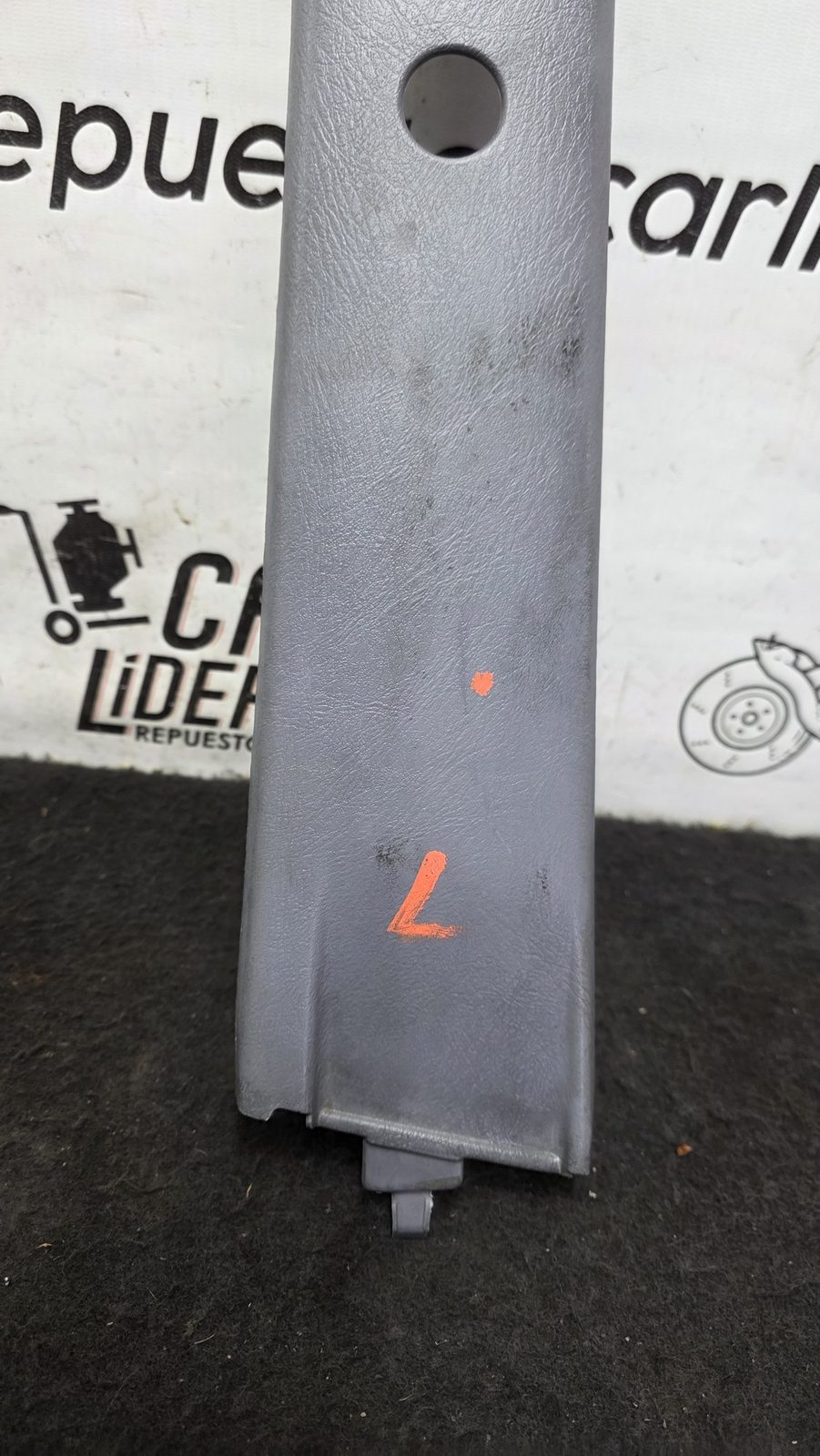 Cobertor Cinturon Delantero Izquierdo Daihatsu Terios 1.3 1998 MT