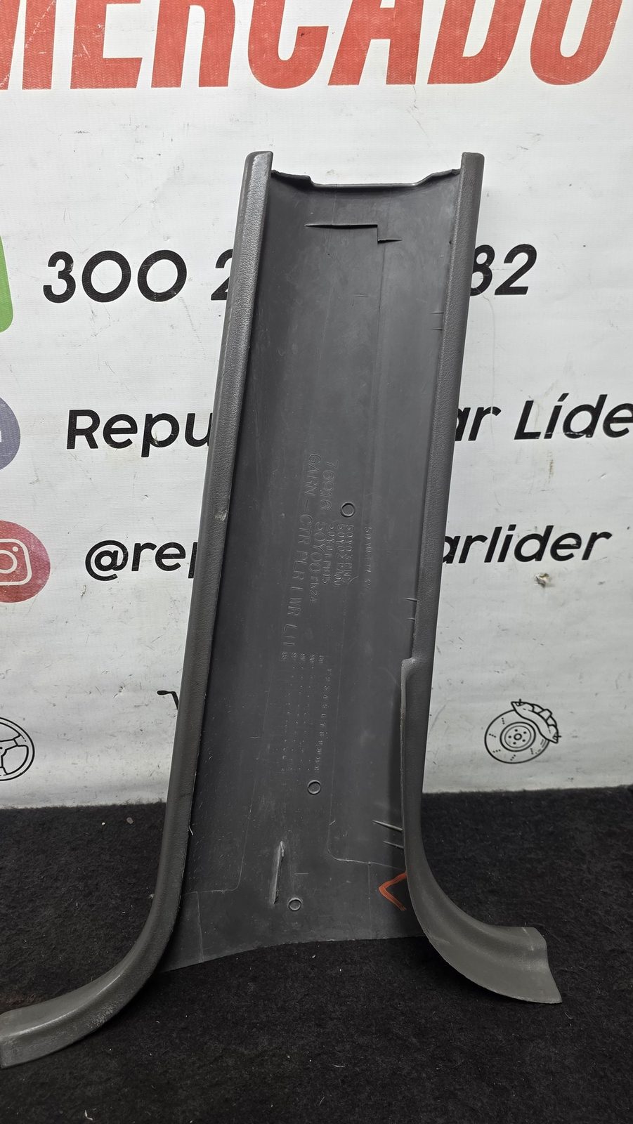 Cobertor Cinturon Inferior Delantero Izquierdo Nissan Sentra B13 1.6 1994 MT