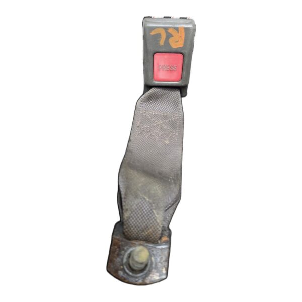 Recibidor Seguro Cinturon Trasero Nissan Sentra B13 1.6 1994 MT