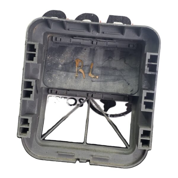 Rejilla Ventilación Cabina tras izq Chevrolet Aveo GT 1.6 2011 MT