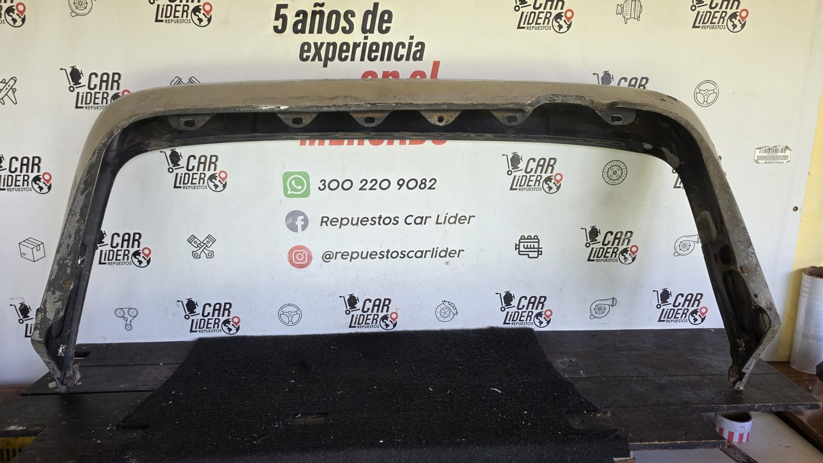 Bumper Trasero Nissan Sentra 1.6 1994 MT
