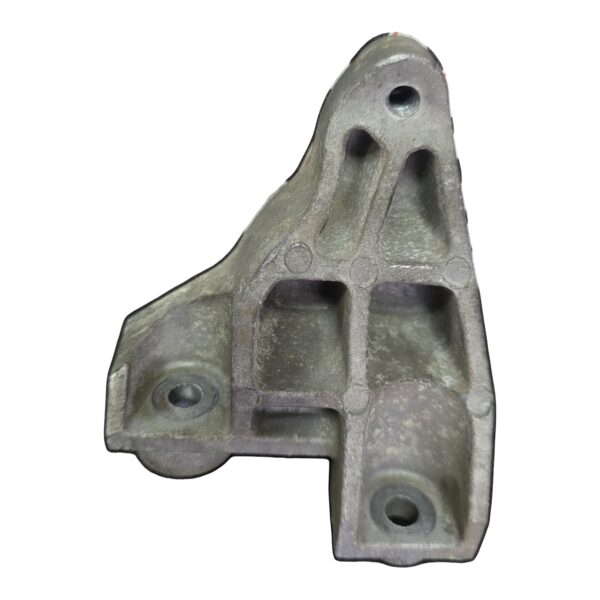 Soporte altermador Chevrolet Aveo GT 1.6 2011 MT
