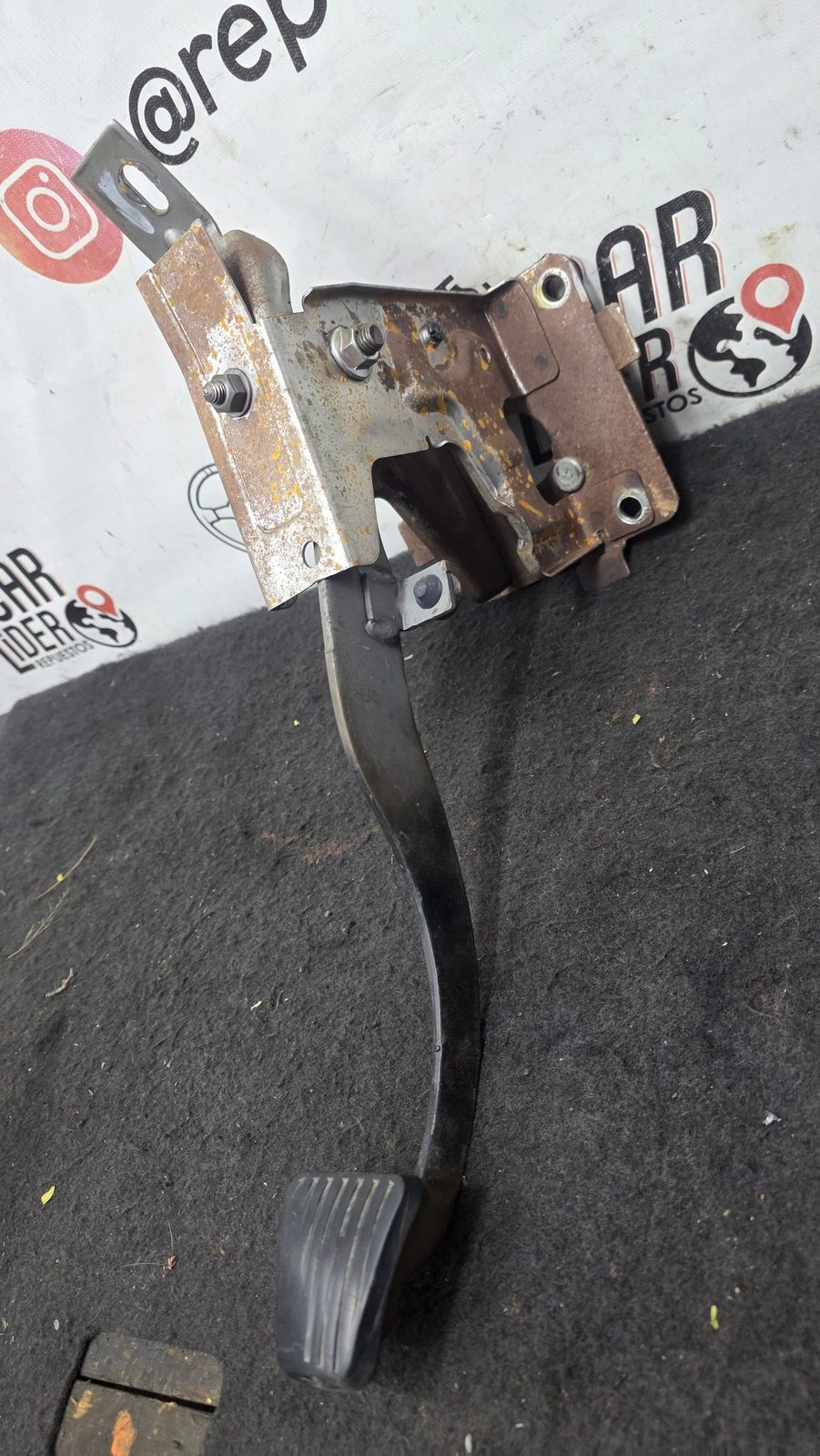 Pedal clutch embrague Chevrolet Aveo GT 1.6 2011 MT