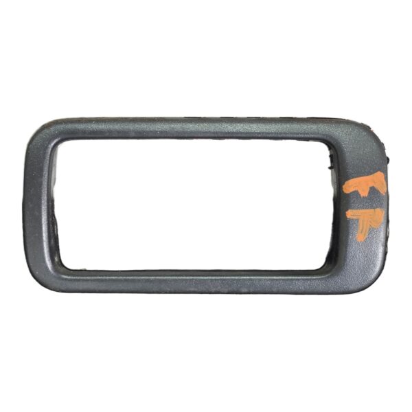 Cobertor Rejilla Aire Millare Der. Nissan Sentra B13 1.6 1994 MT