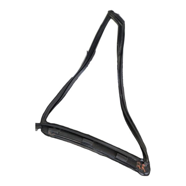 Empaque Vidrio Trasero Der Triangulo Mazda 323 1.3 1989 MT