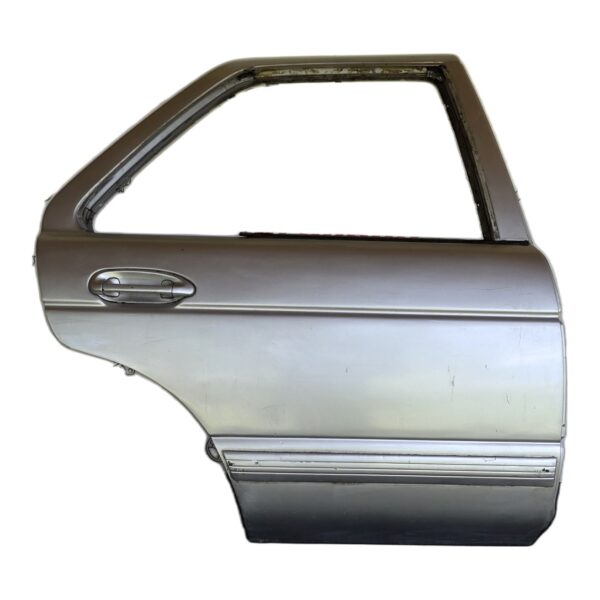 Puerta Trasera Derecha Nissan Sentra 1.6 1994 MT