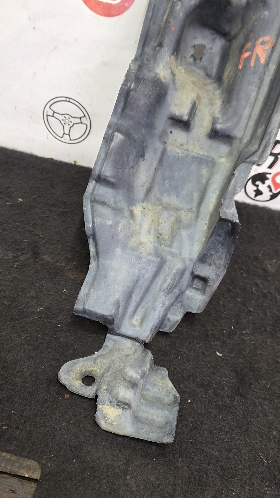 Paso Rueda Guarda barro Polvo Delantero Der Daihatsu Terios 1.3 1998 MT