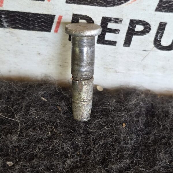 pasador Guia Tope Puerta Mazda 323 1.3 1989 MT