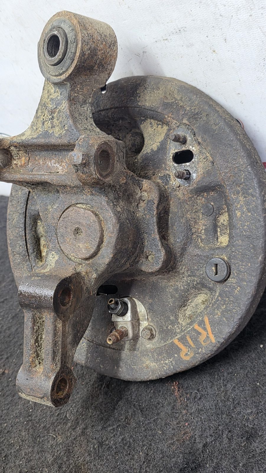 porta magueta campana freno Trasero Der Nissan Sentra B13 1.6 1994 MT